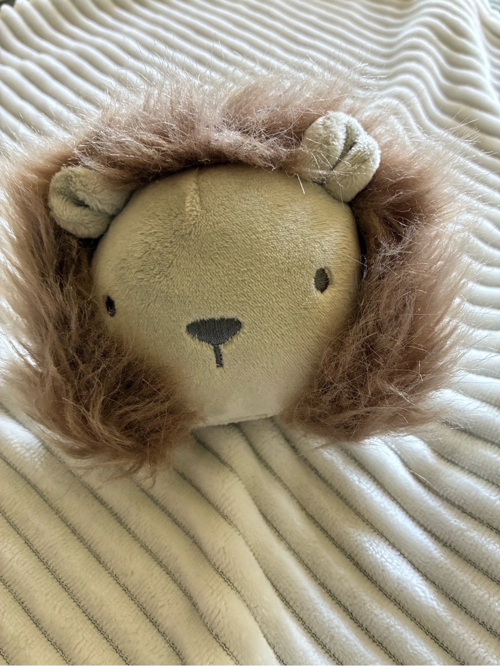 Modern Baby Lion Large Security Blanket Lovey White Ribbed Polyester 24 in